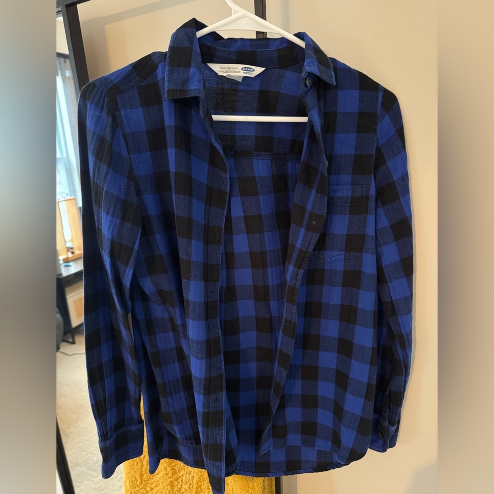 XS Old Navy Black and Blue Flannel